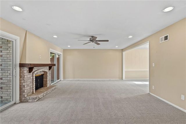 5717 METCALF Court, Overland Park, KS 66202