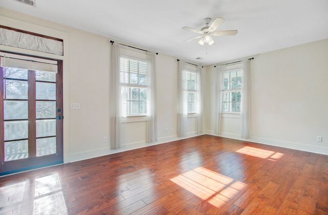 121 Sabal Court, Summerville, SC 29483