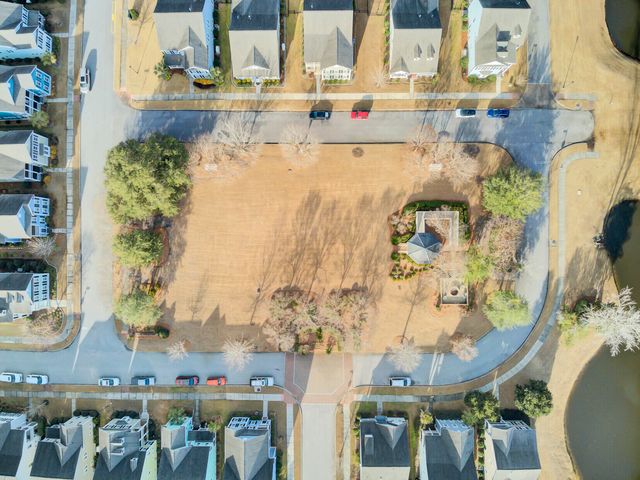 121 Sabal Court, Summerville, SC 29483