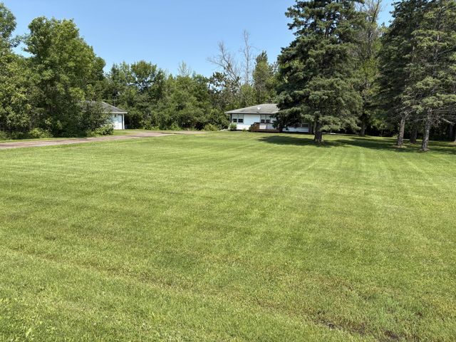 49 E Highway 61, Esko, MN 55733