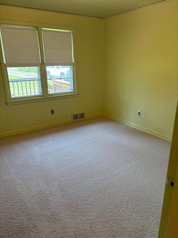 49 E Highway 61, Esko, MN 55733