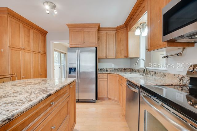 36 Sweet Bay Ln, Hilton Head Island, SC 29926