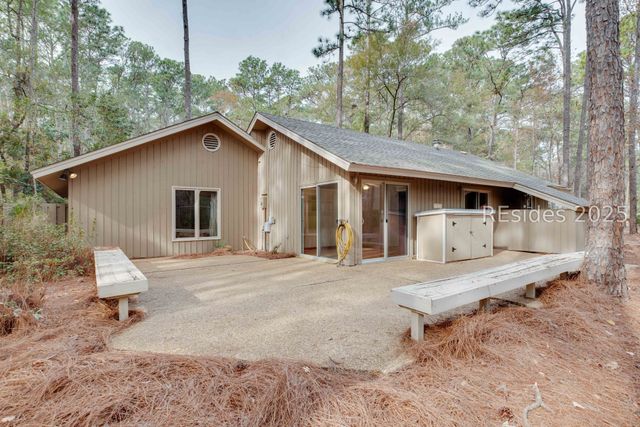 36 Sweet Bay Ln, Hilton Head Island, SC 29926