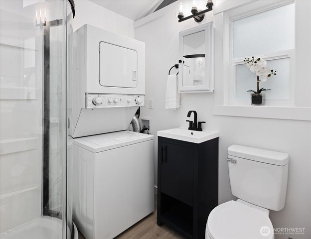 10439 17th Avenue SW, Seattle, WA 98146