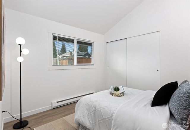 10439 17th Avenue SW, Seattle, WA 98146