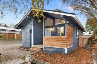 10439 17th Avenue SW, Seattle, WA 98146