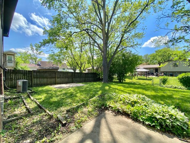 22962 Bruce Drive, Richton Park, IL 60471