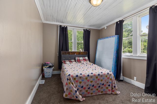 145 Lafayette Street, Ionia City, MI 48846