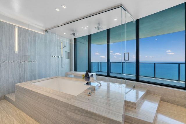 18555 Collins Avenue PH1, Sunny Isles Beach, FL 33160