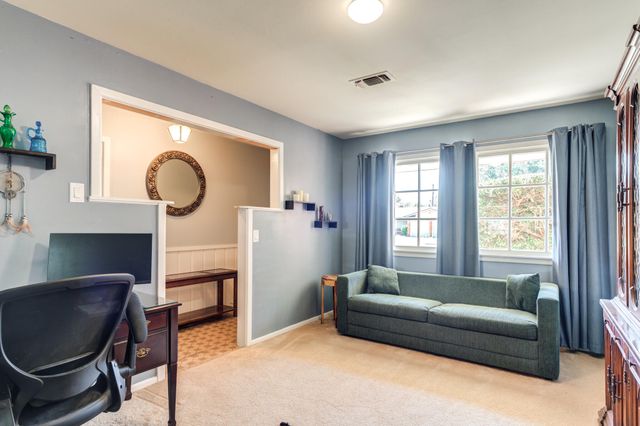 2132 69th Street, Lubbock, TX 79412