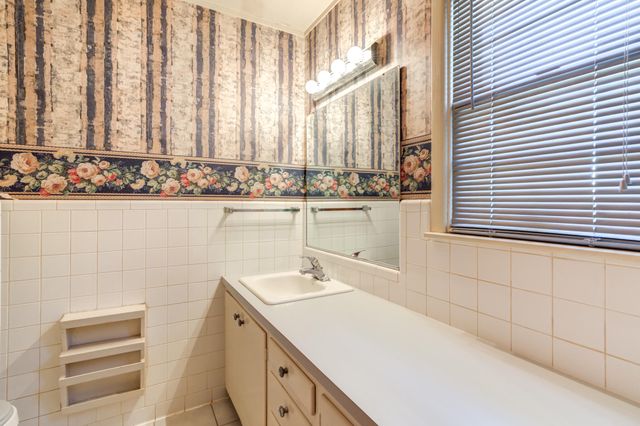 2132 69th Street, Lubbock, TX 79412