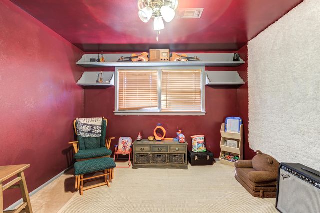 2132 69th Street, Lubbock, TX 79412