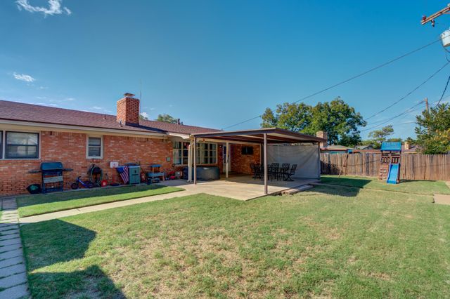 2132 69th Street, Lubbock, TX 79412