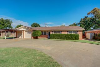 2132 69th Street, Lubbock, TX 79412