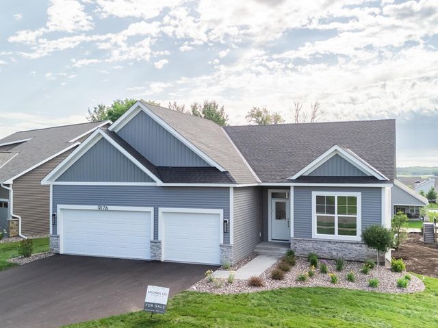 9117 62nd Street S, Cottage Grove, MN 55016