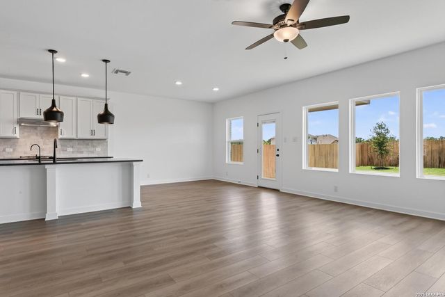 151 Desert Cactus, San Antonio, TX 78253