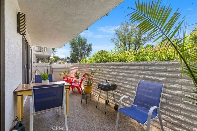 2098 Ronda Granada B, Laguna Woods, CA 92637