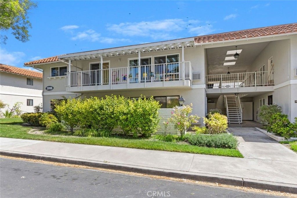 2098 Ronda Granada B, Laguna Woods, CA 92637