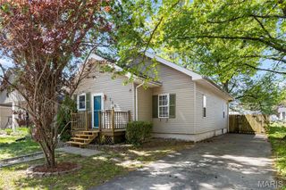 718 Condit Street, Wood River, IL 62095