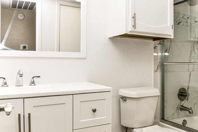 3022 Forest Lane 211, Dallas, TX 75234