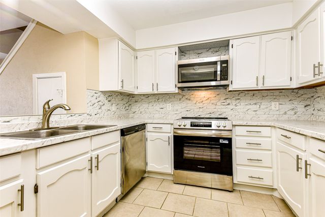3022 Forest Lane 211, Dallas, TX 75234