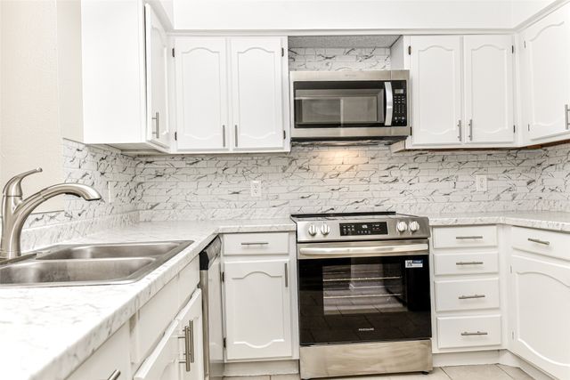 3022 Forest Lane 211, Dallas, TX 75234