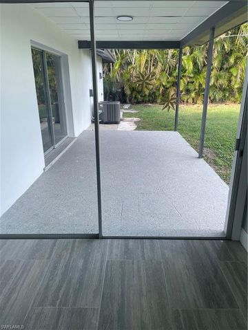 737 SESAME CT, Cape Coral, FL 33904