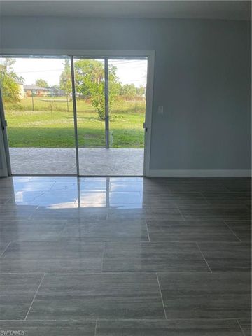 737 SESAME CT, Cape Coral, FL 33904