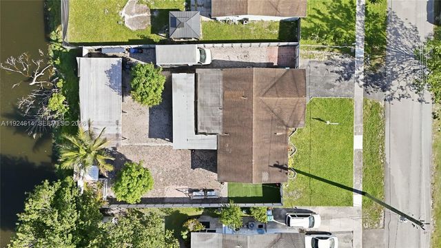 2211 NW 46th Avenue, Lauderhill, FL 33313
