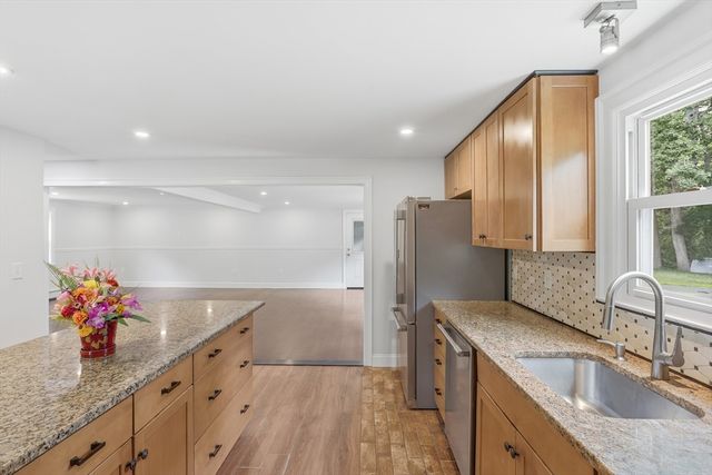 110 Haynes Rd, Townsend, MA 01469