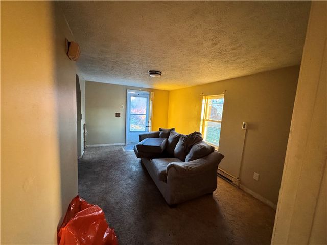 609 S Ray St, New Castle, PA 16101