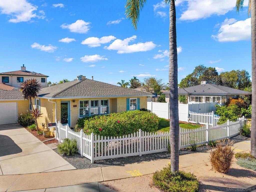 Image 2 of property listing at 5025 Dick St, San Diego, CA 92115