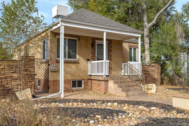 2261 S Lincoln Street, Denver, CO 80210