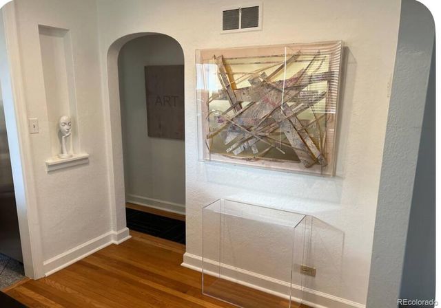 2261 S Lincoln Street, Denver, CO 80210