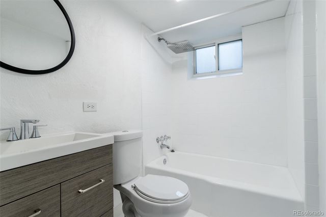 2261 S Lincoln Street, Denver, CO 80210