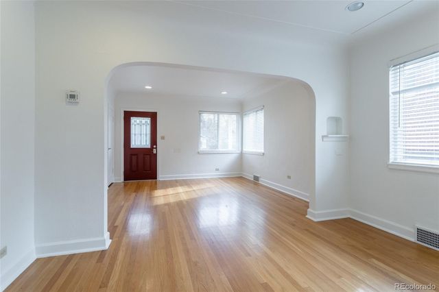 2261 S Lincoln Street, Denver, CO 80210