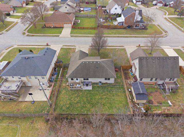 705 Cannonball Drive, Nicholasville, KY 40356