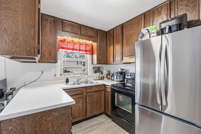 526 30th Street SE, Cedar Rapids, IA 52403