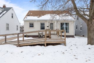 526 30th Street SE, Cedar Rapids, IA 52403