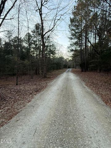 2636 Ritchie Road, Chapel Hill, NC 27516