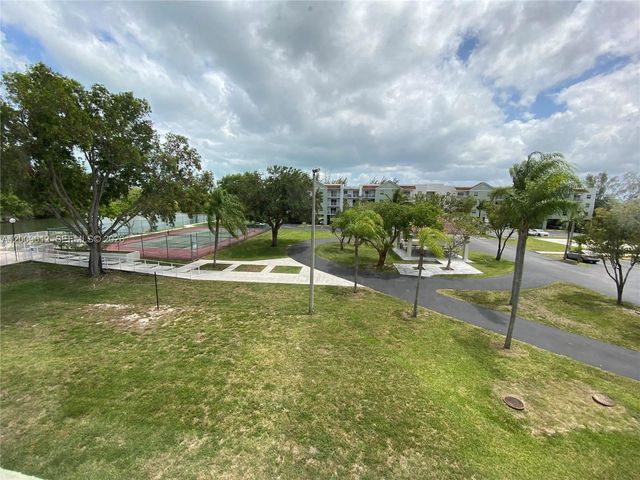 8200 SW 210th St 220, Cutler Bay, FL 33189