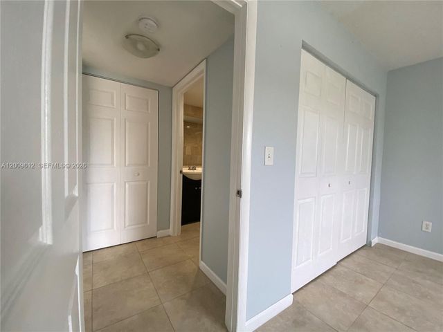 8200 SW 210th St 220, Cutler Bay, FL 33189