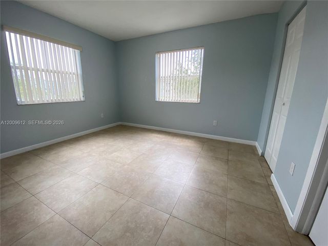 8200 SW 210th St 220, Cutler Bay, FL 33189