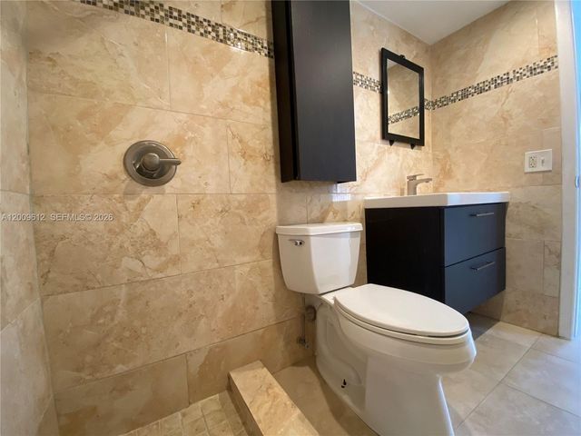 8200 SW 210th St 220, Cutler Bay, FL 33189