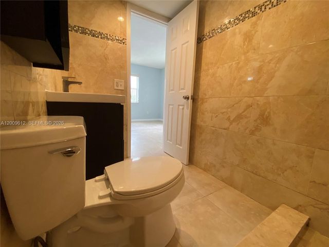 8200 SW 210th St 220, Cutler Bay, FL 33189