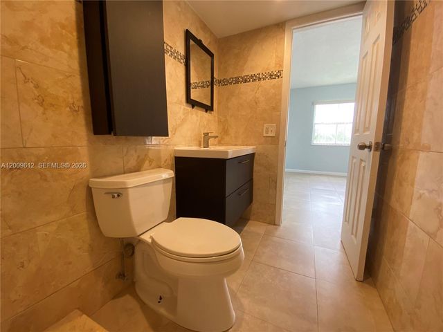 8200 SW 210th St 220, Cutler Bay, FL 33189