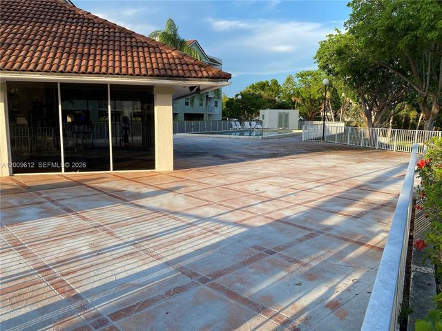 8200 SW 210th St 220, Cutler Bay, FL 33189