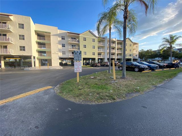 8200 SW 210th St 220, Cutler Bay, FL 33189