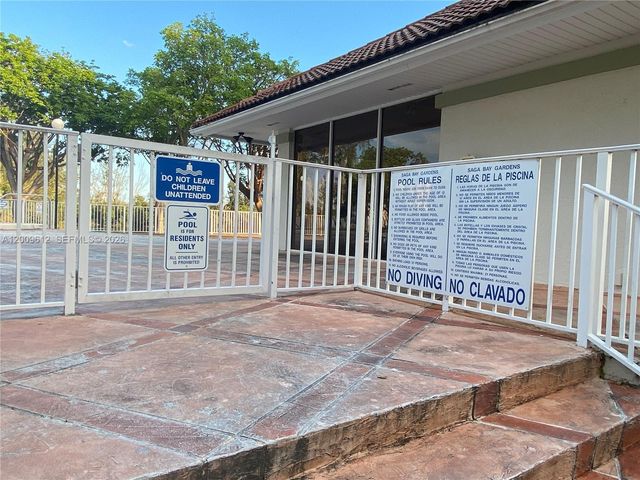 8200 SW 210th St 220, Cutler Bay, FL 33189