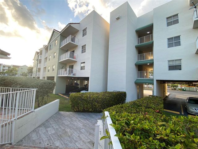 8200 SW 210th St 220, Cutler Bay, FL 33189